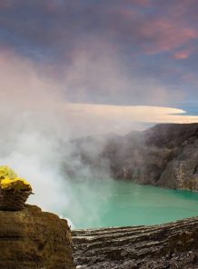 Bromo Ijen itinerary, Surabaya travel packages, Malang tour deals, mount Bromo sunrise, Ijen crater visit, East Java tours